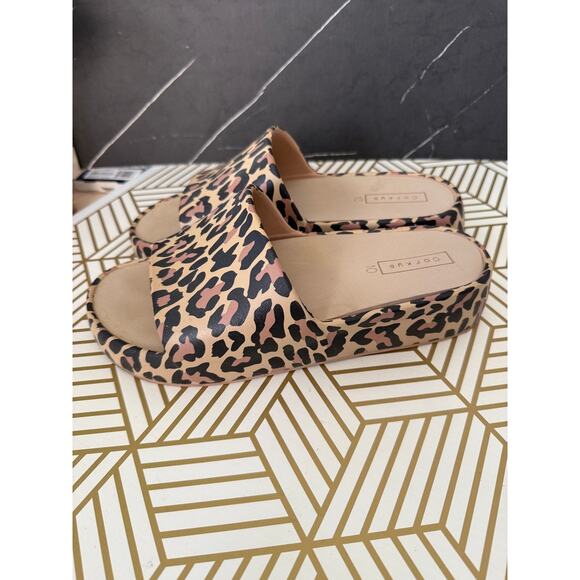 CORKYS Women's Leopard Print Platform Slides | Size 10 - Picture 2 of 5
